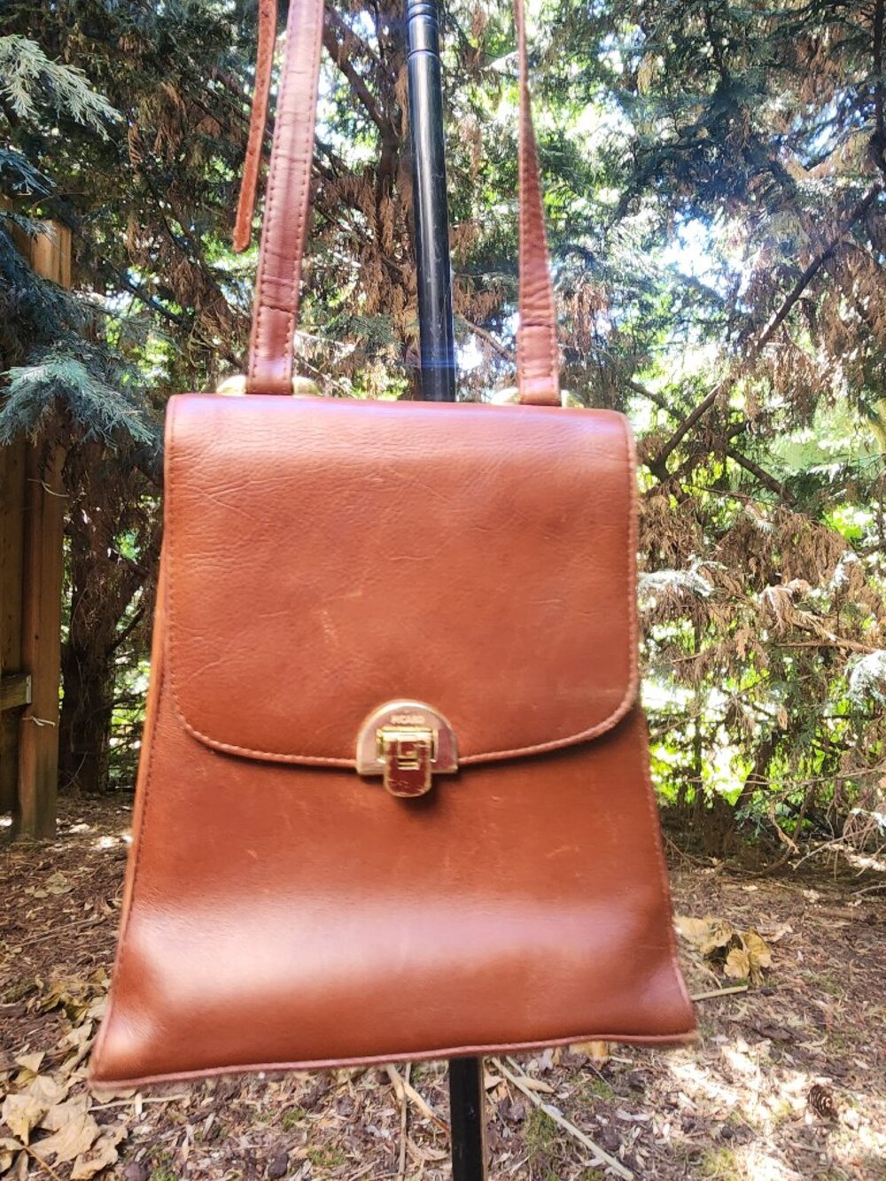GUC 👜 Picard Vintage Brown Leather crossbody purse